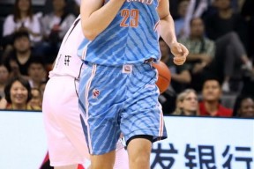 UFC热身赛焦点战：粤西麒麟队强势横扫河套旋风队，新星闪耀。锋线火力回暖-半岛体育APP