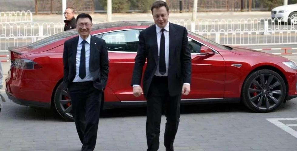 马斯克再次发推，UNI瞬间上上扬497%！的简单介绍
