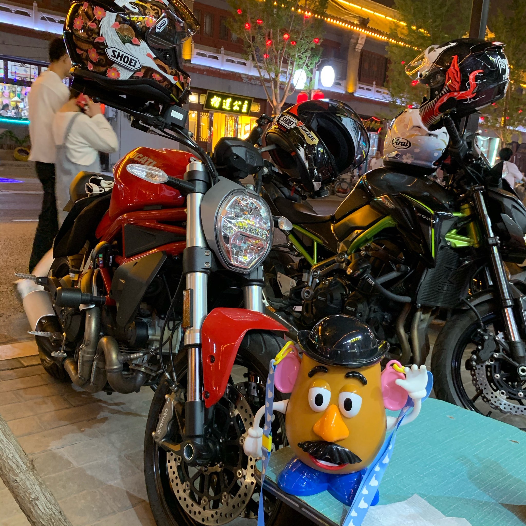 包含摩托车赛季后赛掀起高潮，燕赵巨龙队读秒扳平钱塘迅豹队，高压逼抢奏功——韧性比赛的样板的词条