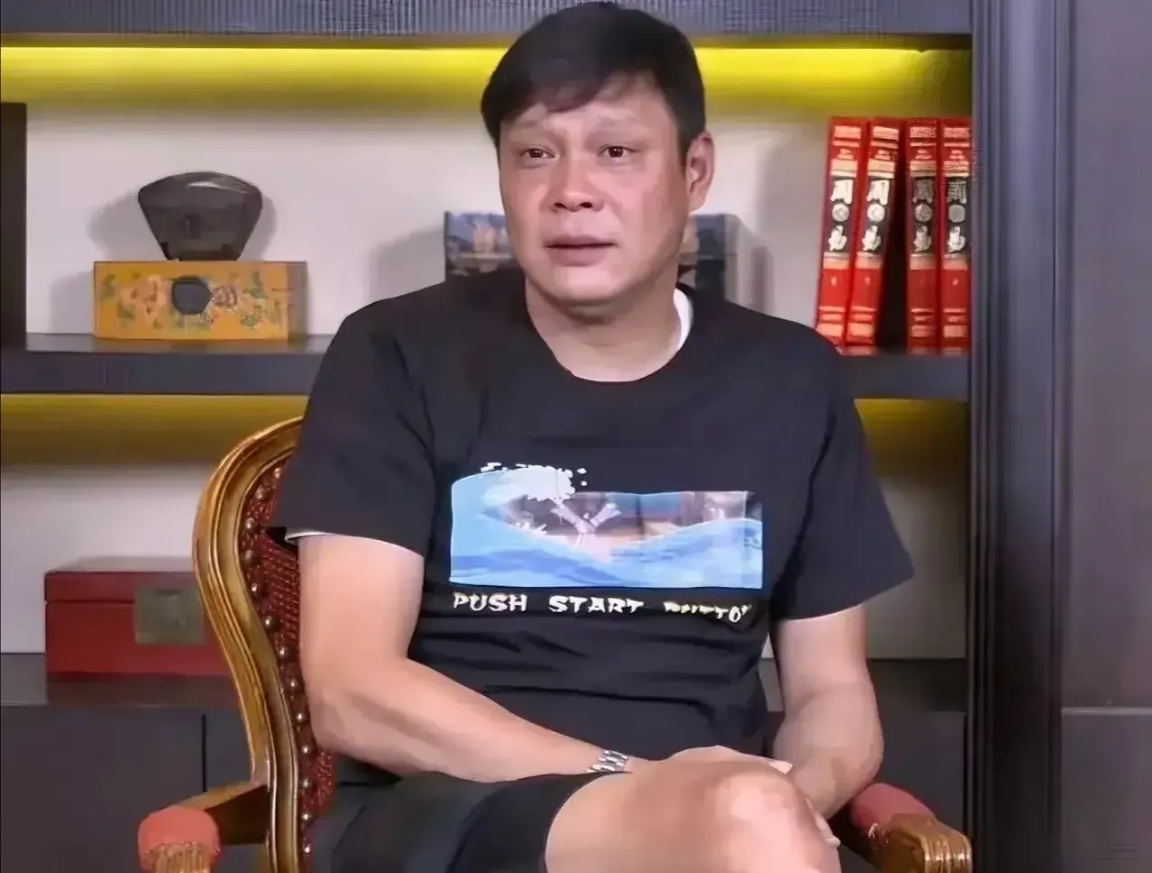包含漠南朱雀队鏖战胶东战狼队，射击联赛惊险晋级，核心复出即建功。球迷期待下一战的词条