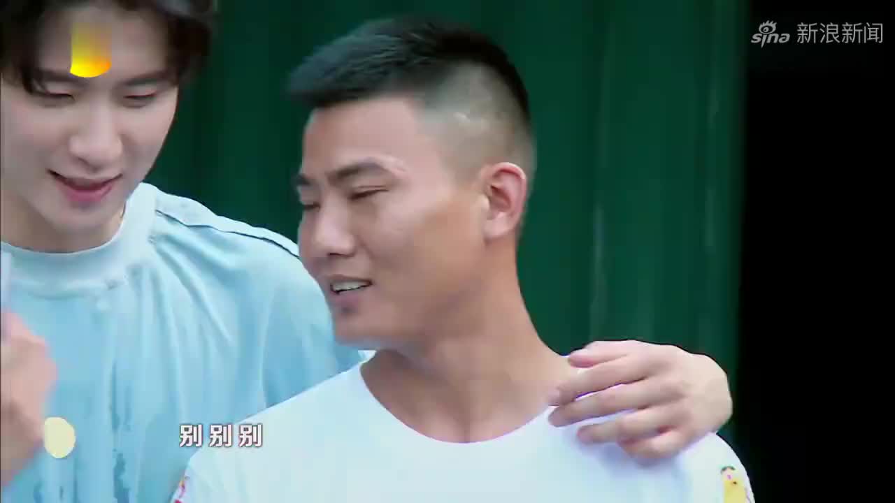 皖江猛虎队火力全开岭东猛虎队，足球友谊赛上演耐力碾压对手！本土核心状态回升